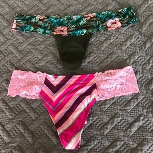 2 New with tags Pink medium tongs